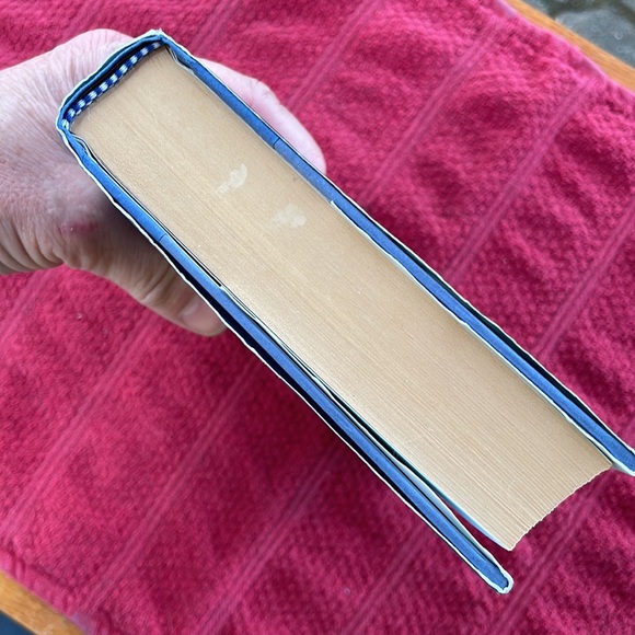 🦋2/$10  The Longest Ride - Picture 5 of 12